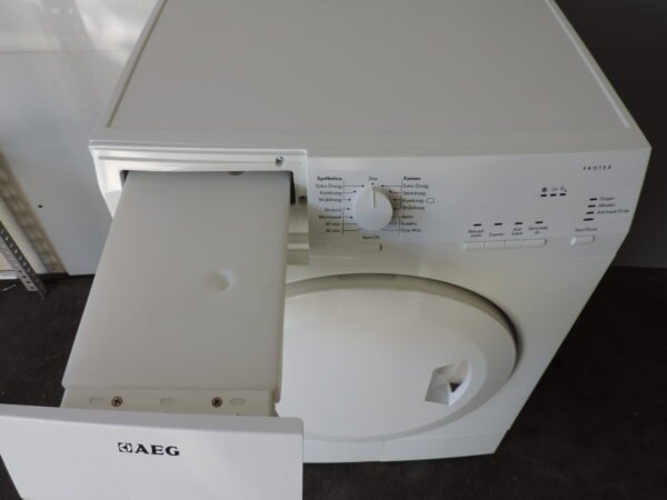AEG protex 7kg condensdroger - Image 2